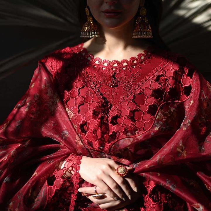 Qalamkar Lawn Suit-Aarasta