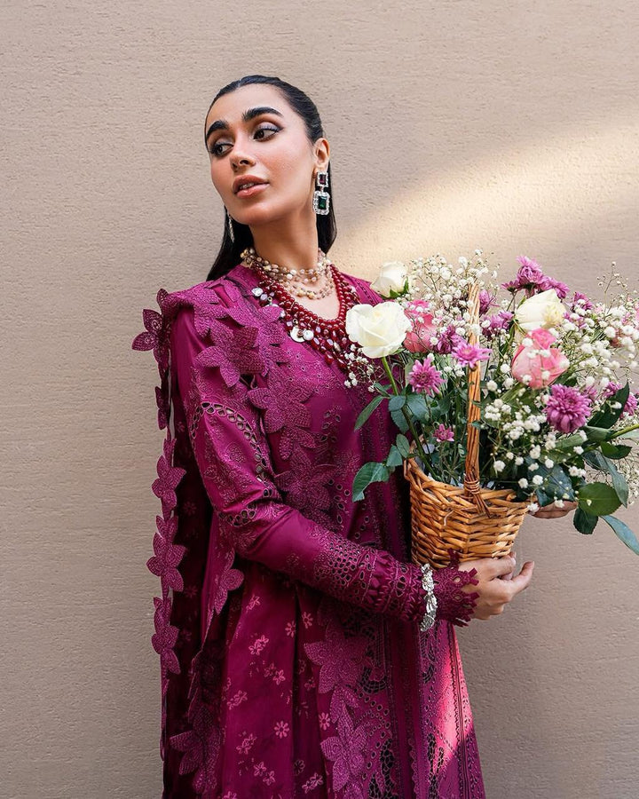 Qalamkar Lawn Suit-Aarasta