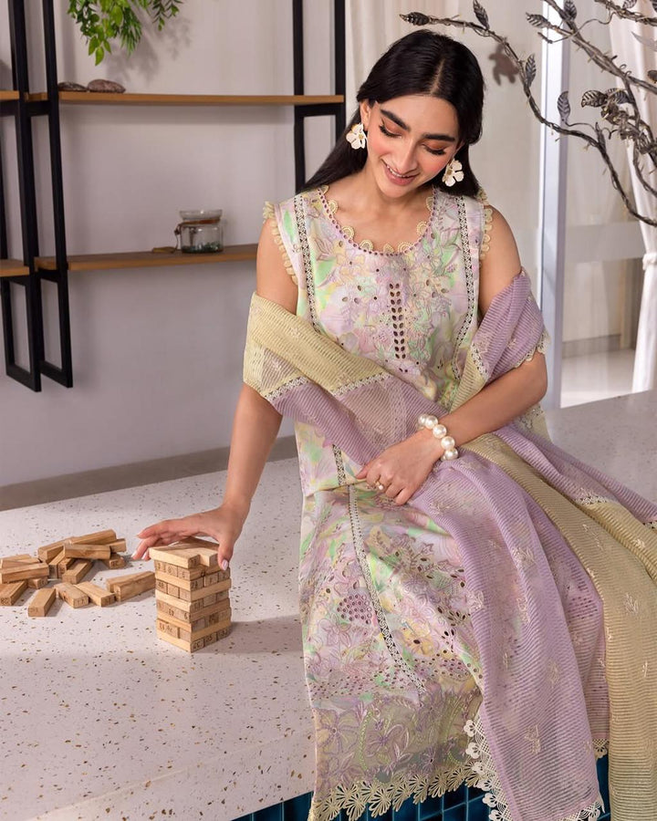 Rang Rasiya Lawn Suit-Aarasta