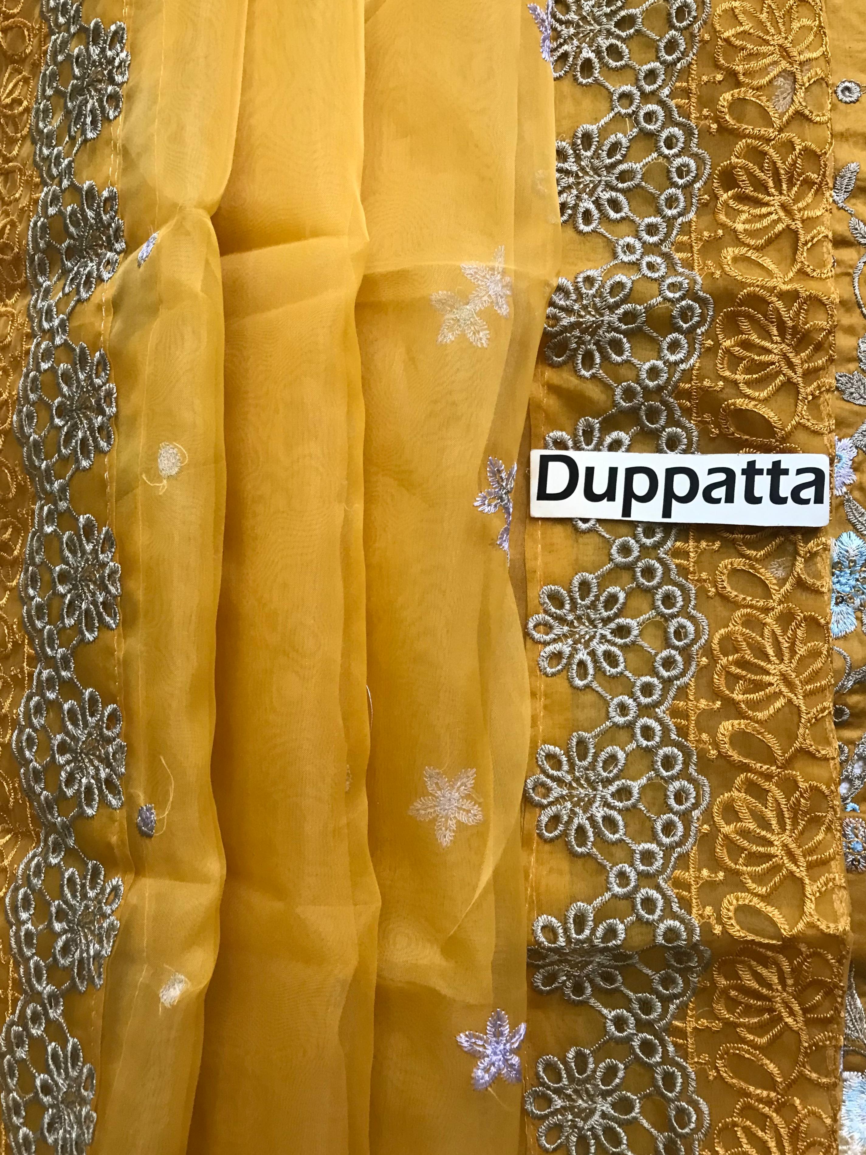 Sobia Nazir Lawn Suit-Aarasta