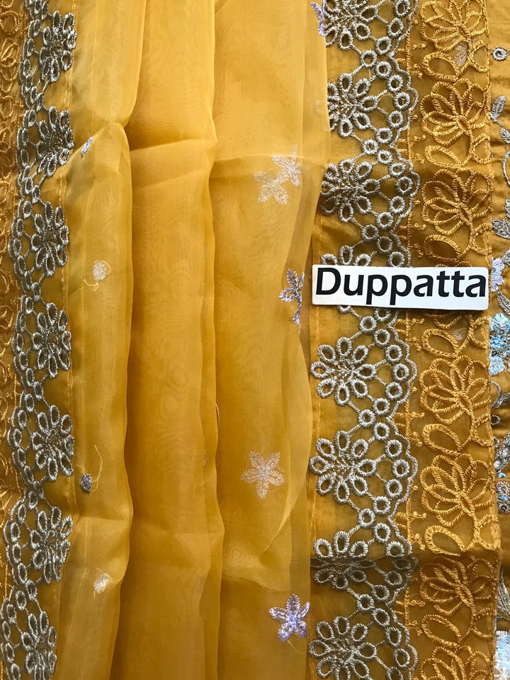 Sobia Nazir Lawn Suit-Aarasta