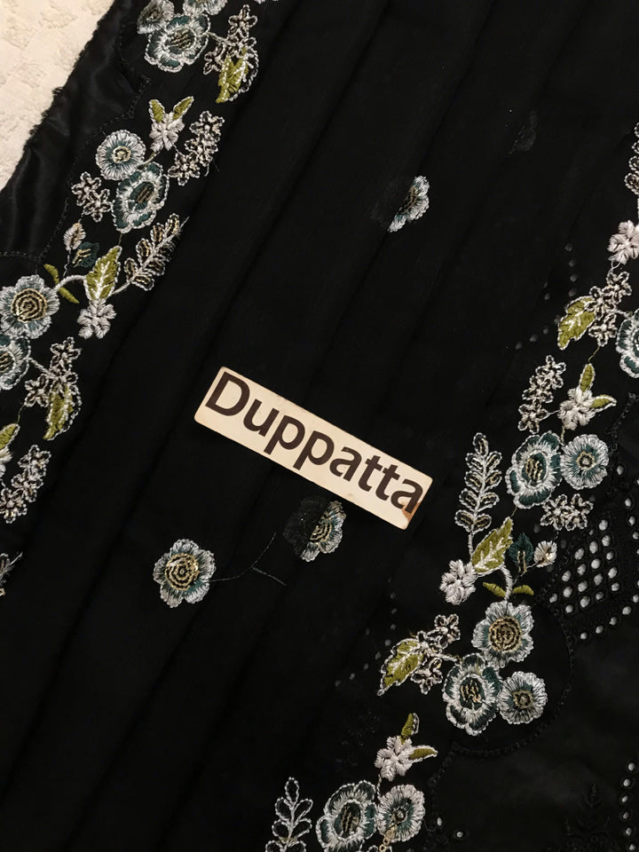 Zarqash Lawn Suit-Aarasta