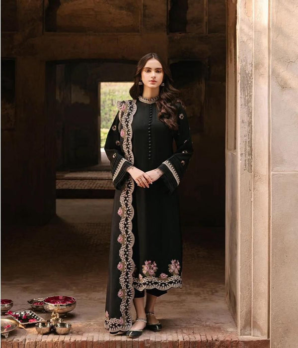 Zarqash Lawn Suit-Black-Lawn-Chiffon-Aarasta