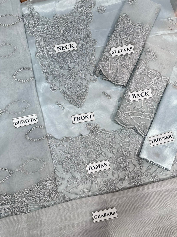 Afrozeh Organza Suit-Aarasta