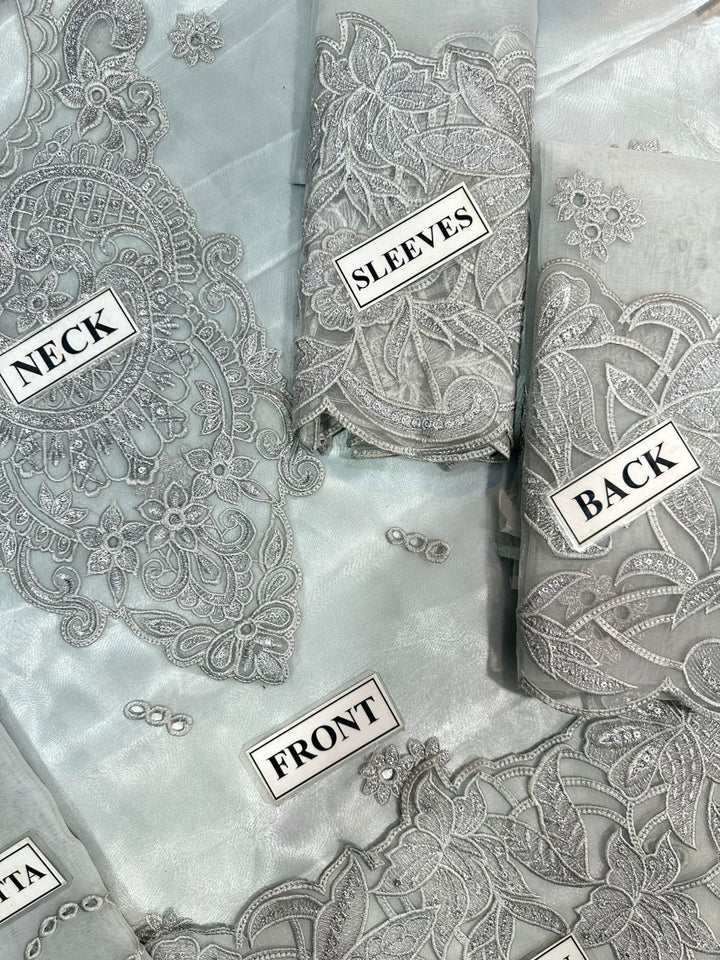 Afrozeh Organza Suit-Aarasta