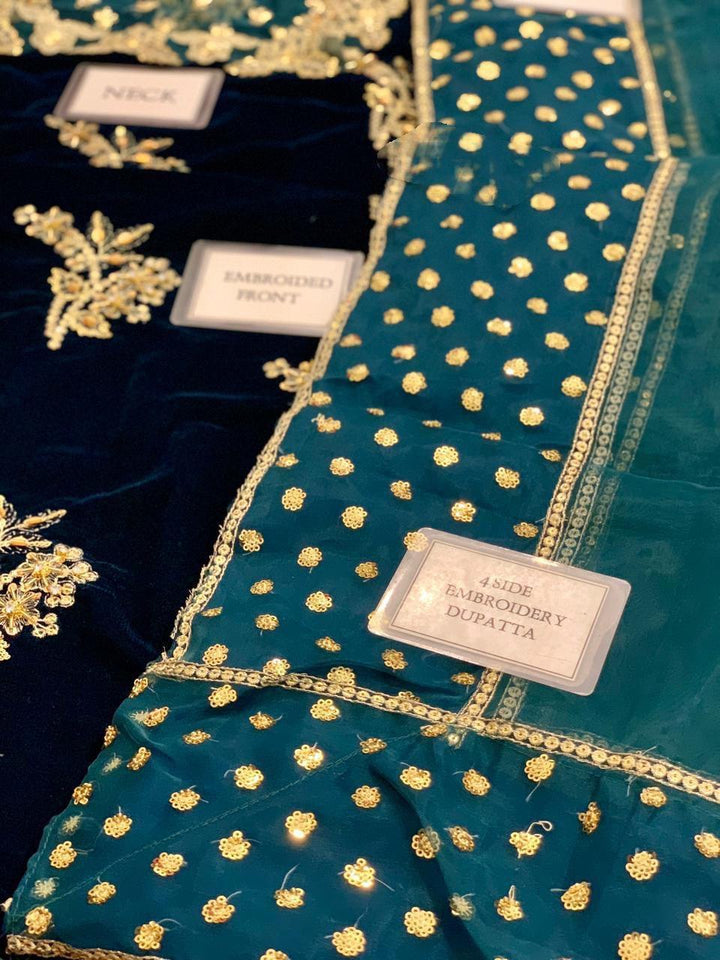 Afrozeh Velvet Suit-Aarasta