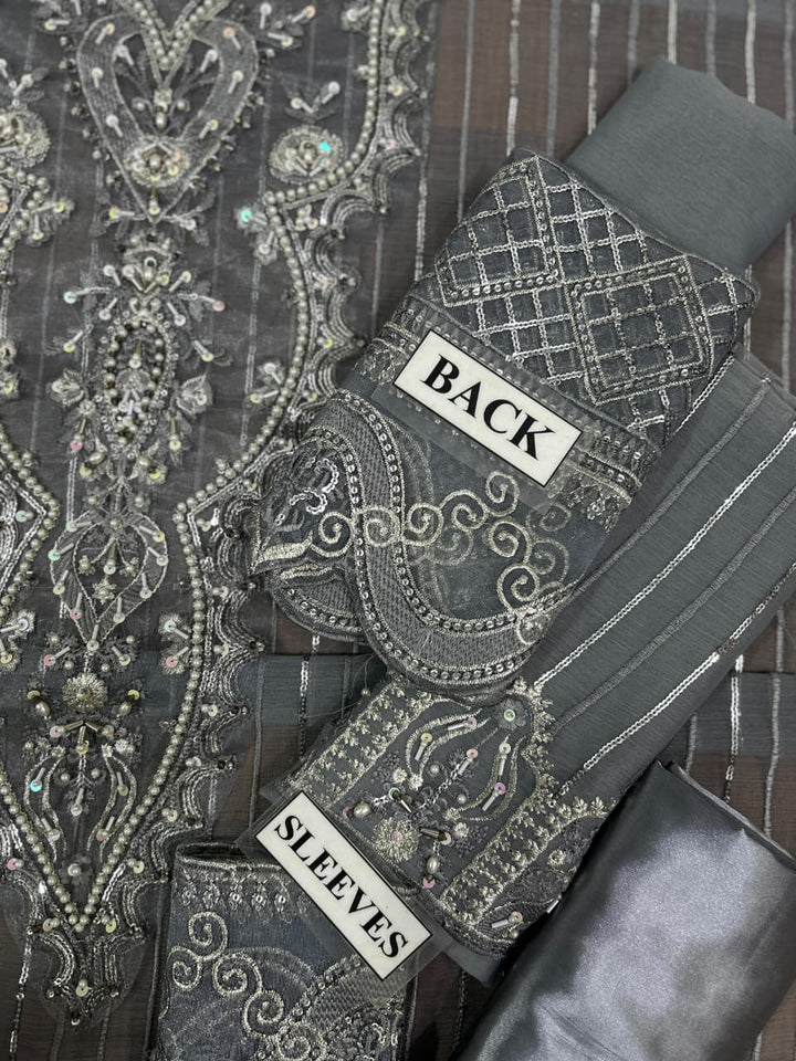 Afrozeh Chiffon Suit-Aarasta