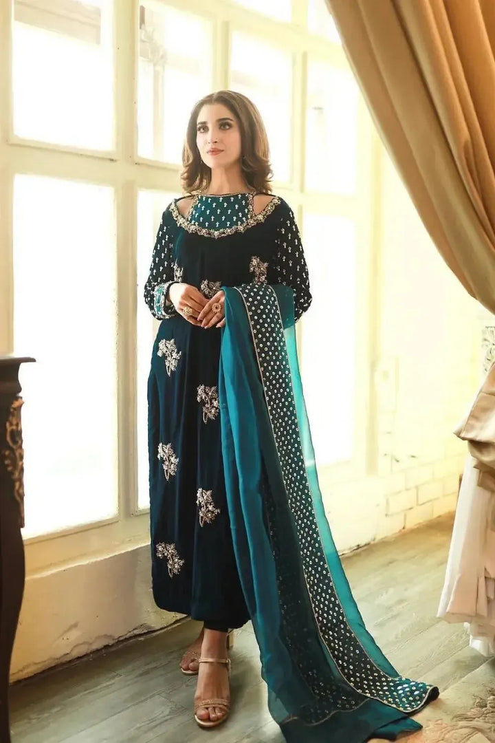 Afrozeh Velvet Suit-Zinc-Velvet-Aarasta