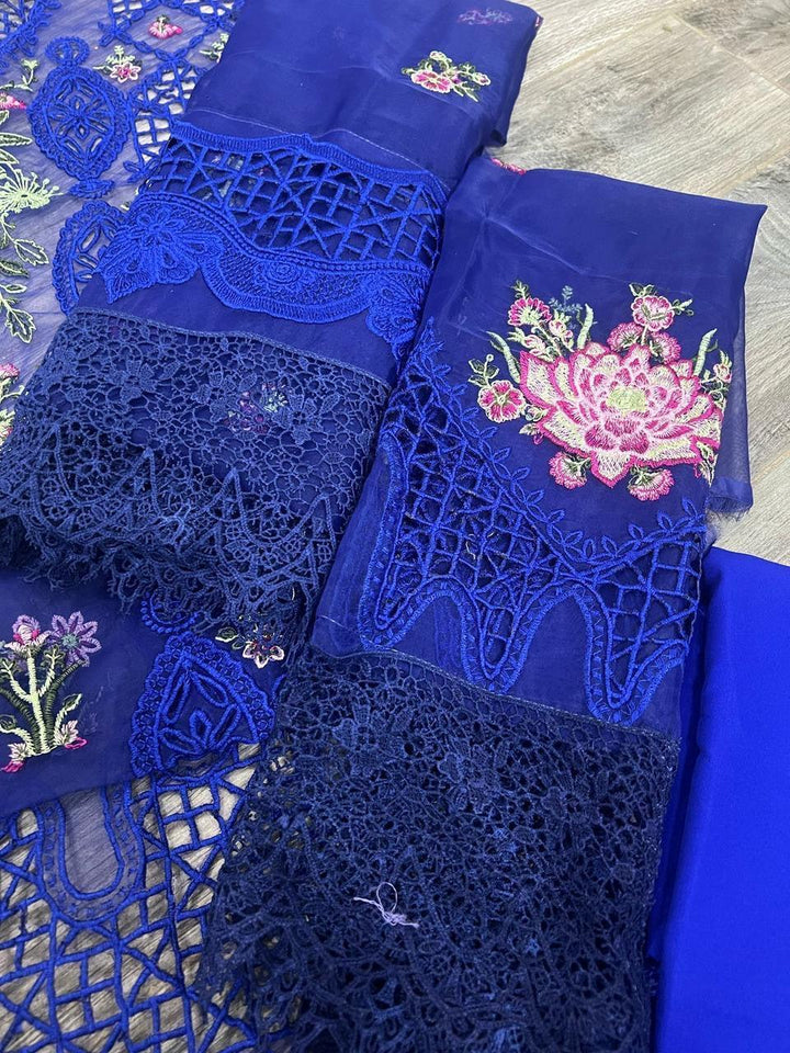 Aneela's Organza Suit-Aarasta