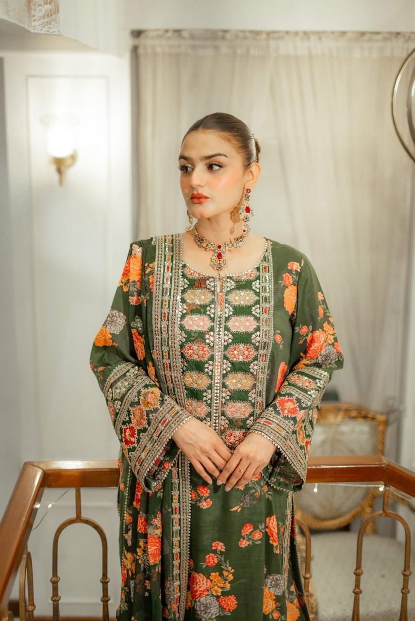 Aneela's Silk Suit-Aarasta