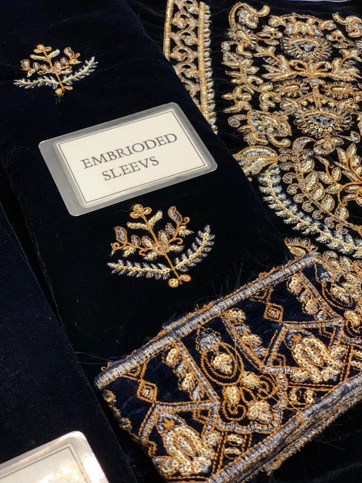 Asim Jofa Velvet Suit-Aarasta