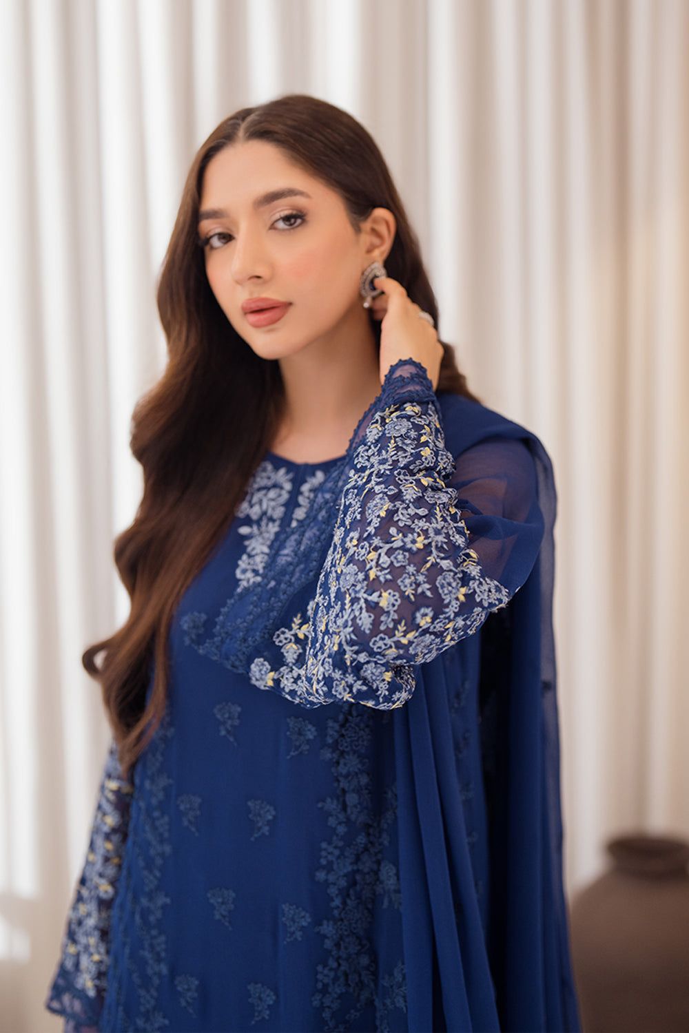 Azure Chiffon Suit-Aarasta