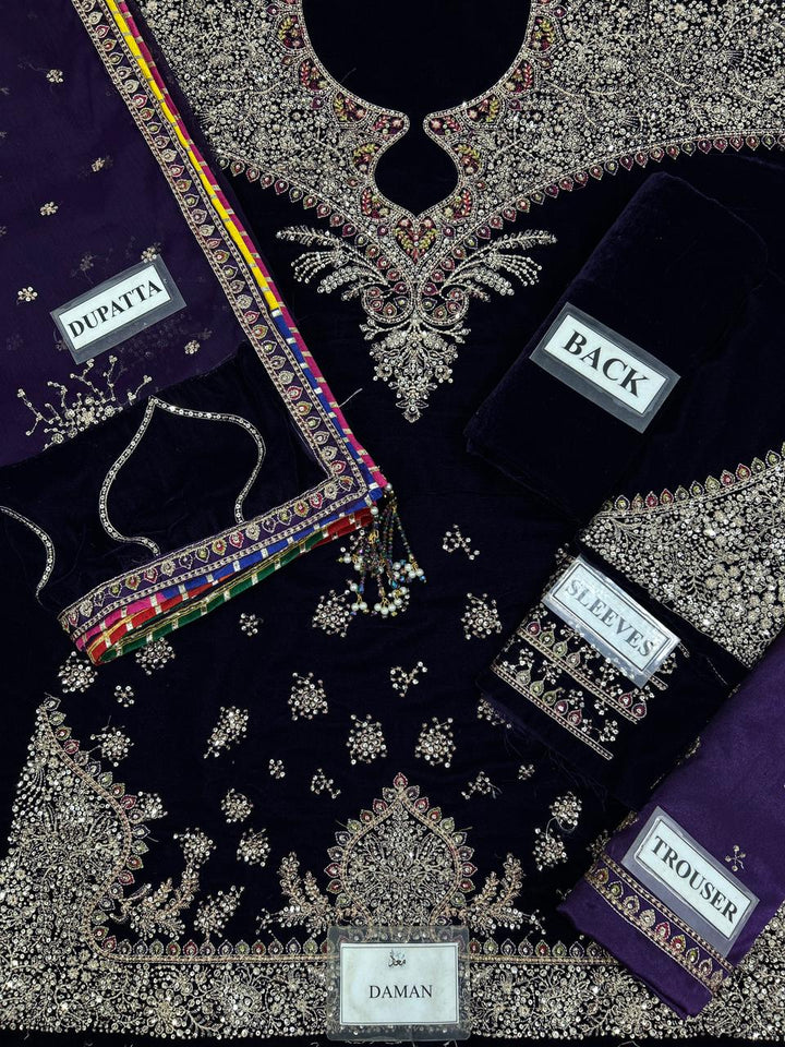 Jazmin Velvet Suit-Aarasta