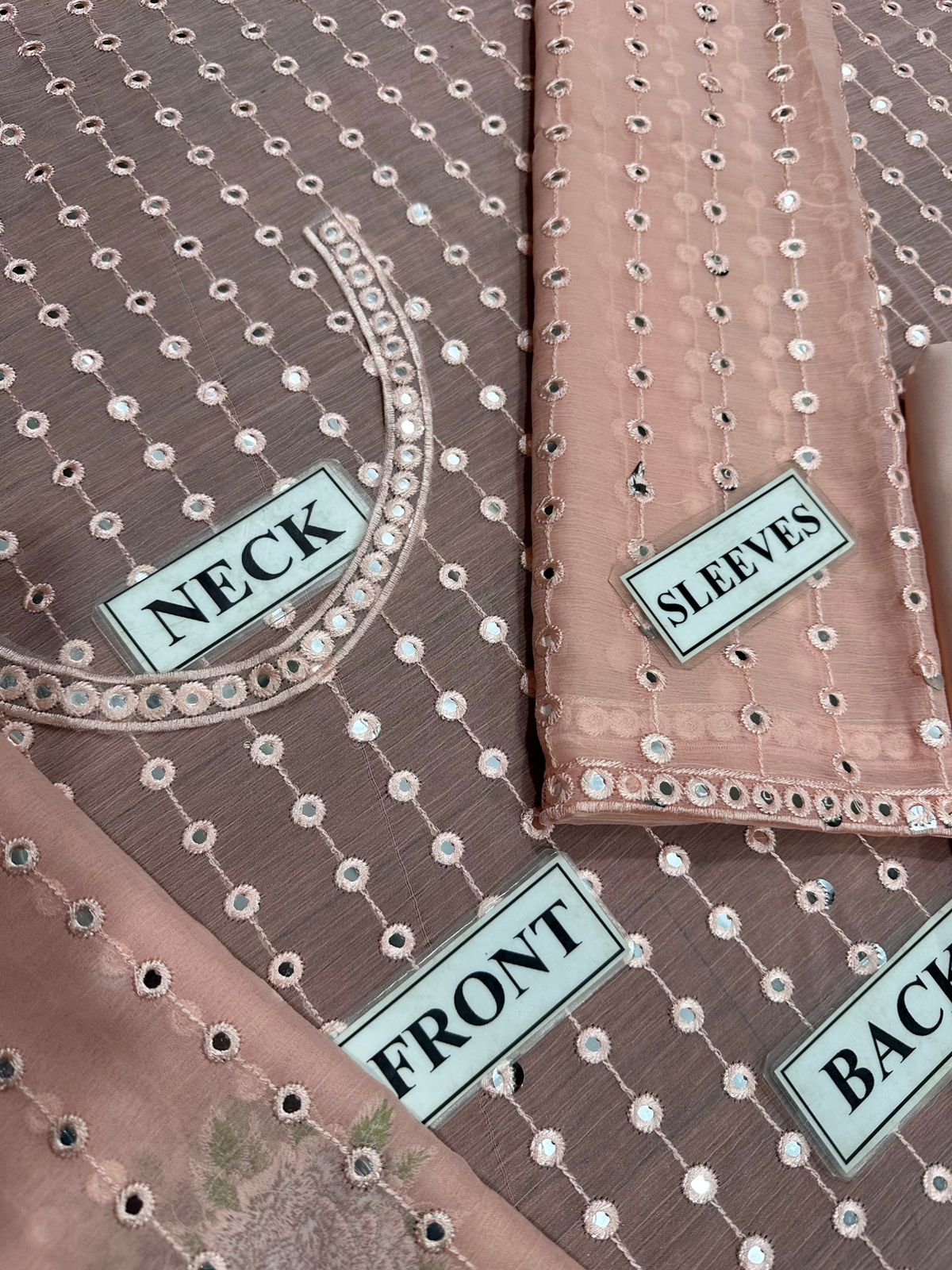 Jazmin Chiffon Suit-Aarasta