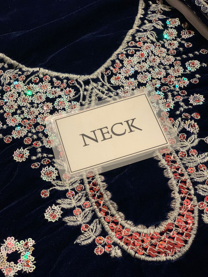 Jazmin Velvet Suit-Aarasta