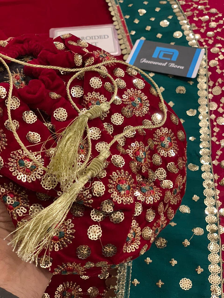 Jazmin Velvet Suit-Aarasta