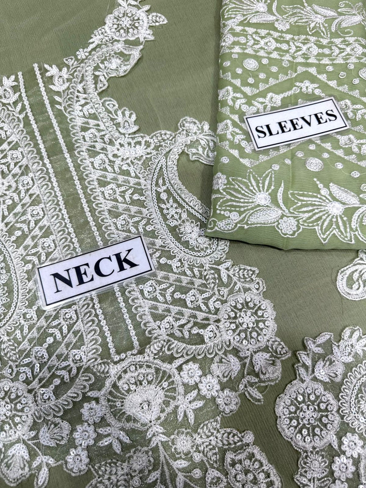 Baroque Chiffon Suit-Aarasta