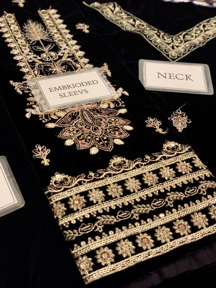 Jazmin Velvet Suit-Aarasta