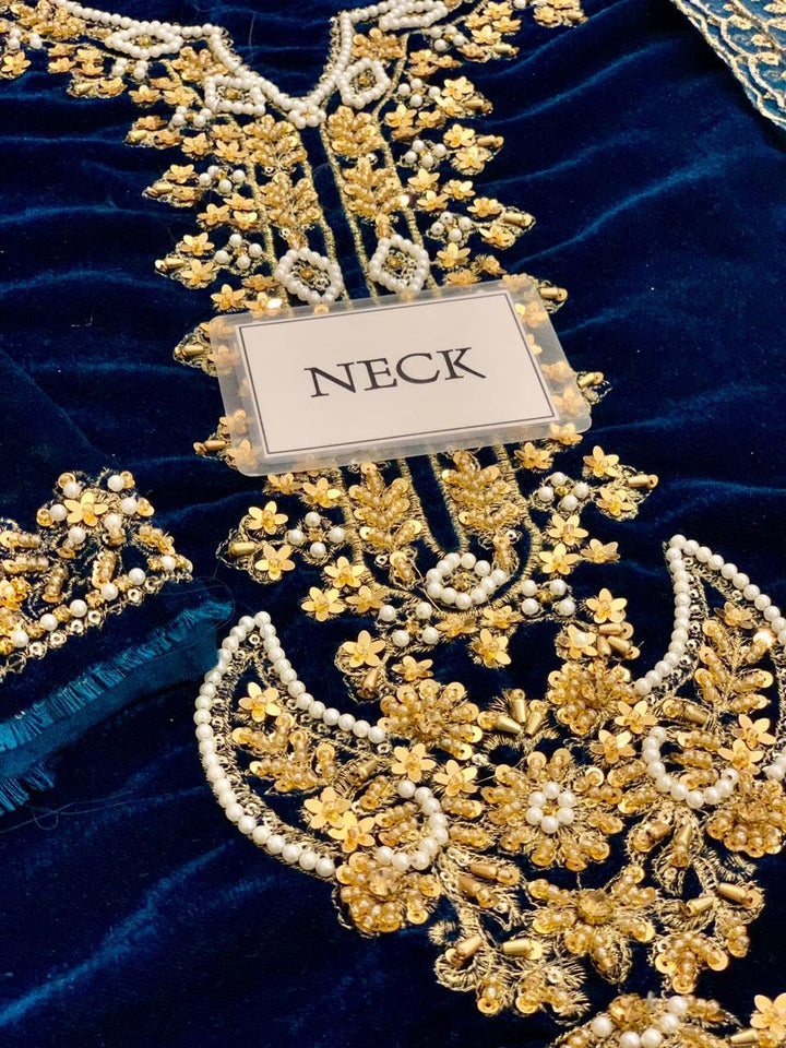 Baroque Velvet Suit-Aarasta