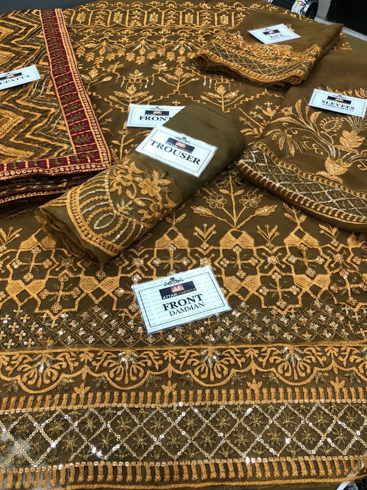 Baroque Chiffon Suit-Aarasta