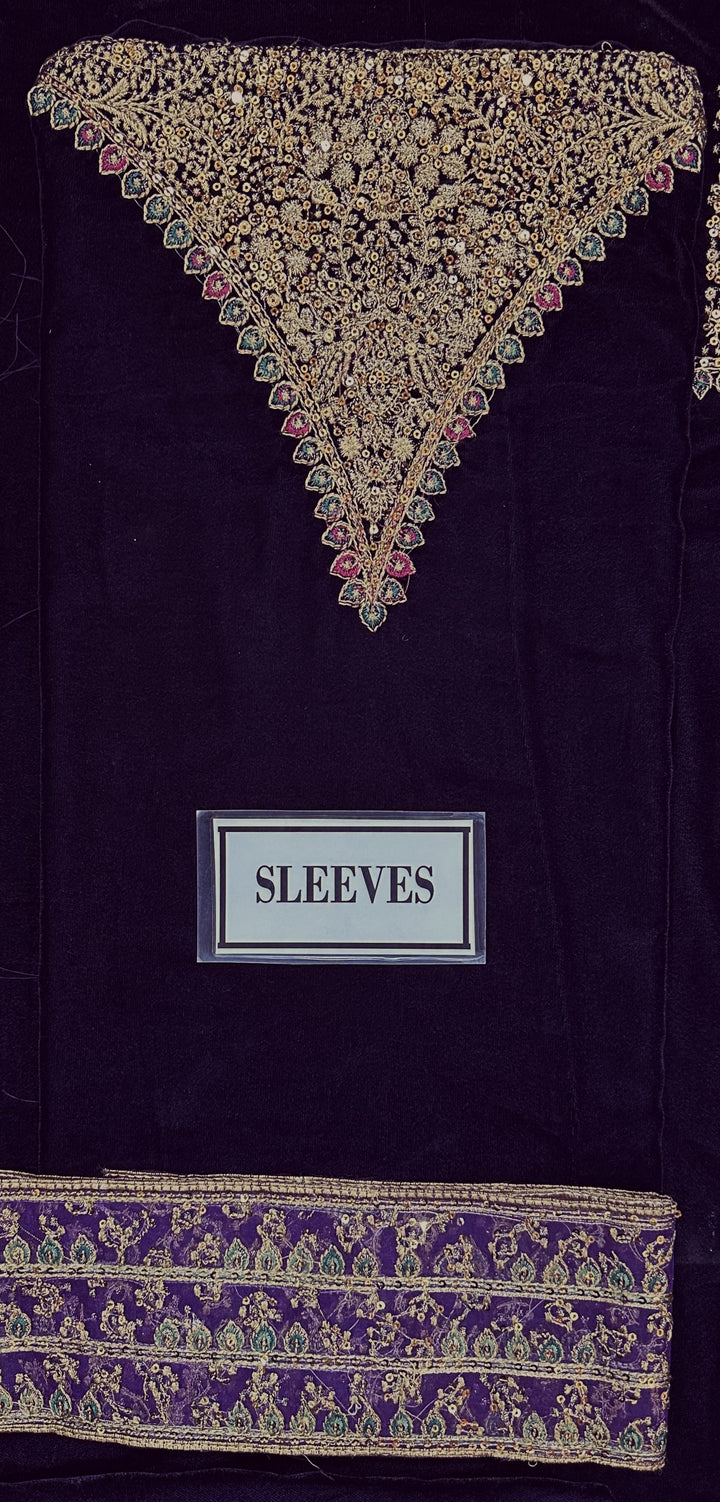 Jazmin Velvet Suit-Aarasta