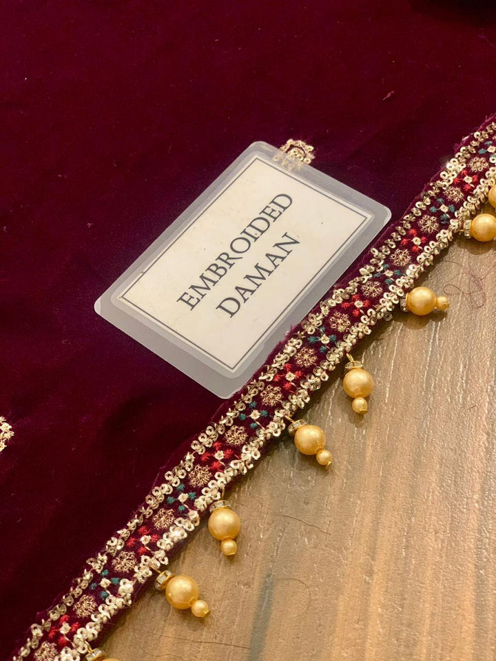 Jazmin Velvet Suit-Aarasta