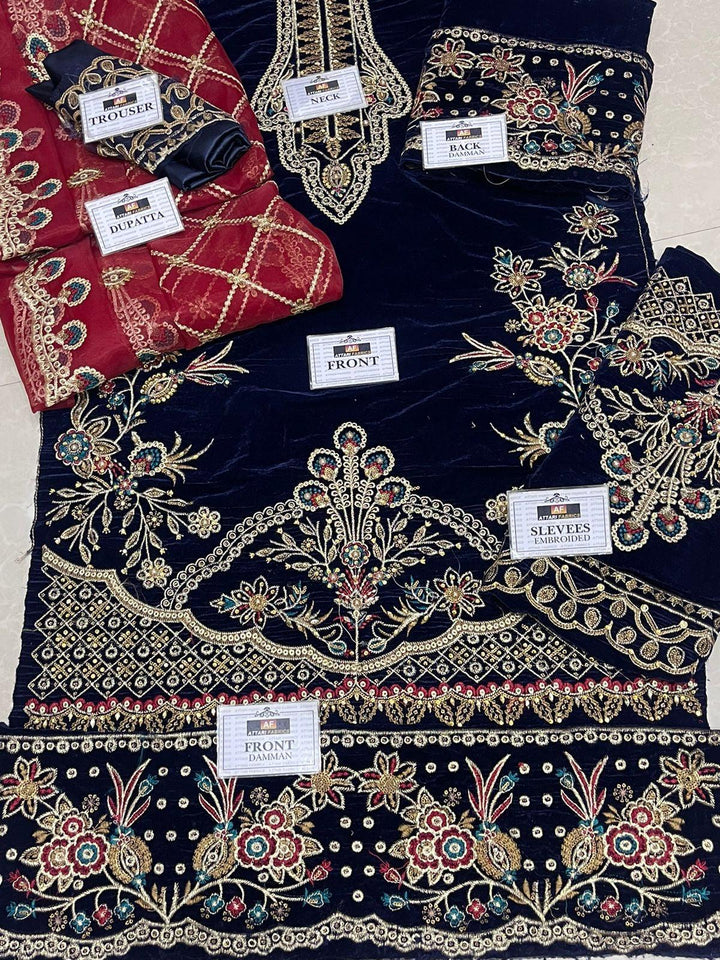 Emaan Adeel Velvet Suit-Aarasta