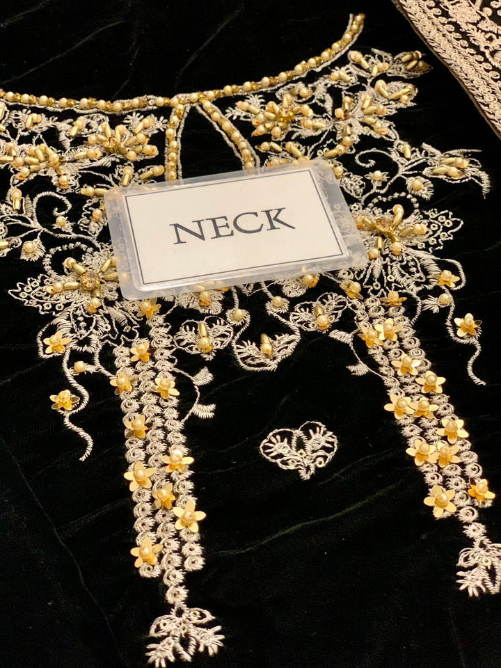 Emaan Adeel Velvet Suit-Aarasta