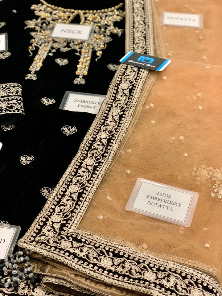 Emaan Adeel Velvet Suit-Aarasta