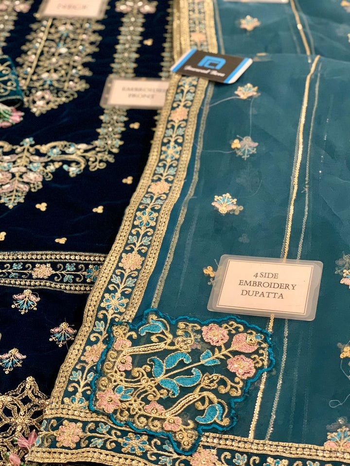 Emaan Adeel Velvet Suit-Aarasta