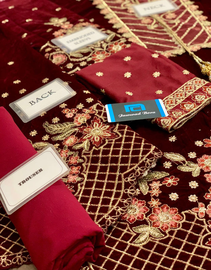 Emaan Adeel Velvet Suit-Aarasta