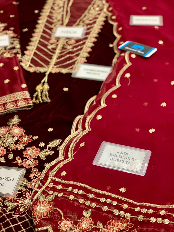 Emaan Adeel Velvet Suit-Aarasta