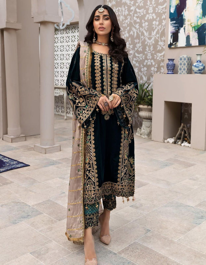 Emaan Adeel Velvet Suit-Black-Velvet-Aarasta