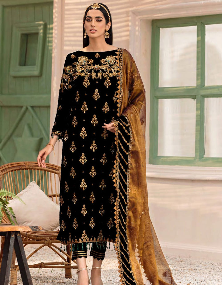 Emaan Adeel Velvet Suit-Black-Velvet-Aarasta
