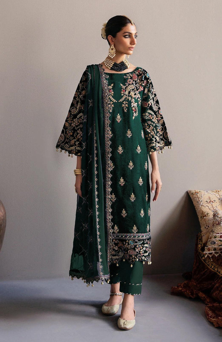Emaan Adeel Velvet Suit-Green-Velvet-Aarasta
