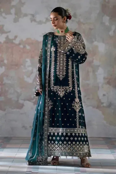Emaan Adeel Velvet Suit-Zinc-Velvet-Aarasta