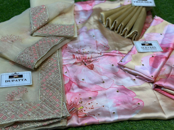 Iznik Silk Suit-Aarasta