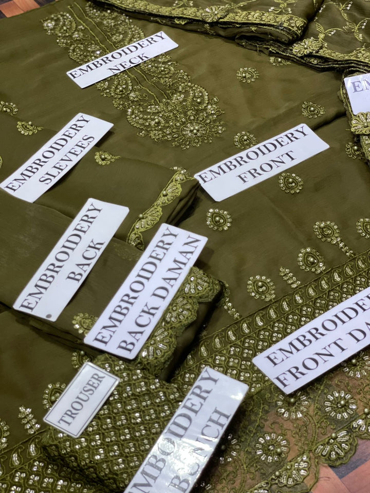 Iznik Chiffon Suit-Aarasta