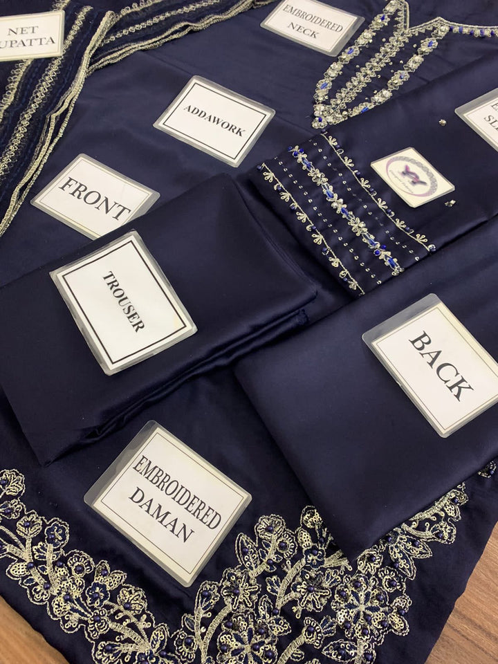 Iznik Silk Suit-Aarasta