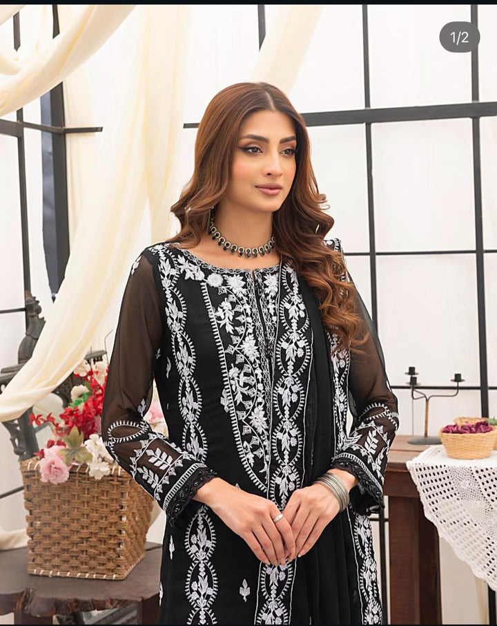 Iznik Chiffon Suit-Aarasta