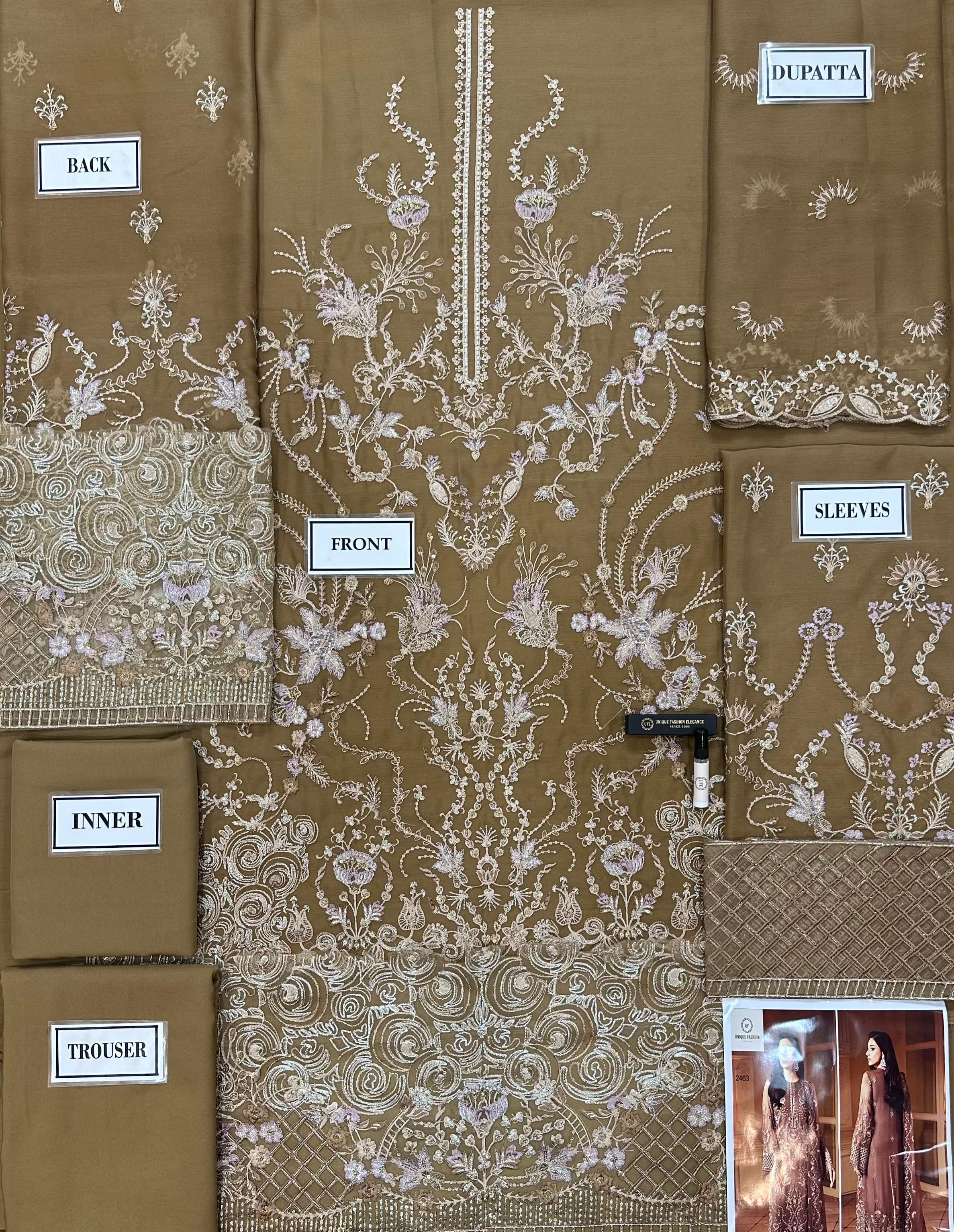Laavish Chiffon Suit-Aarasta