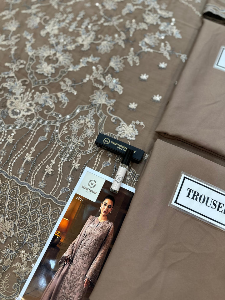 Laavish Chiffon Suit-Aarasta