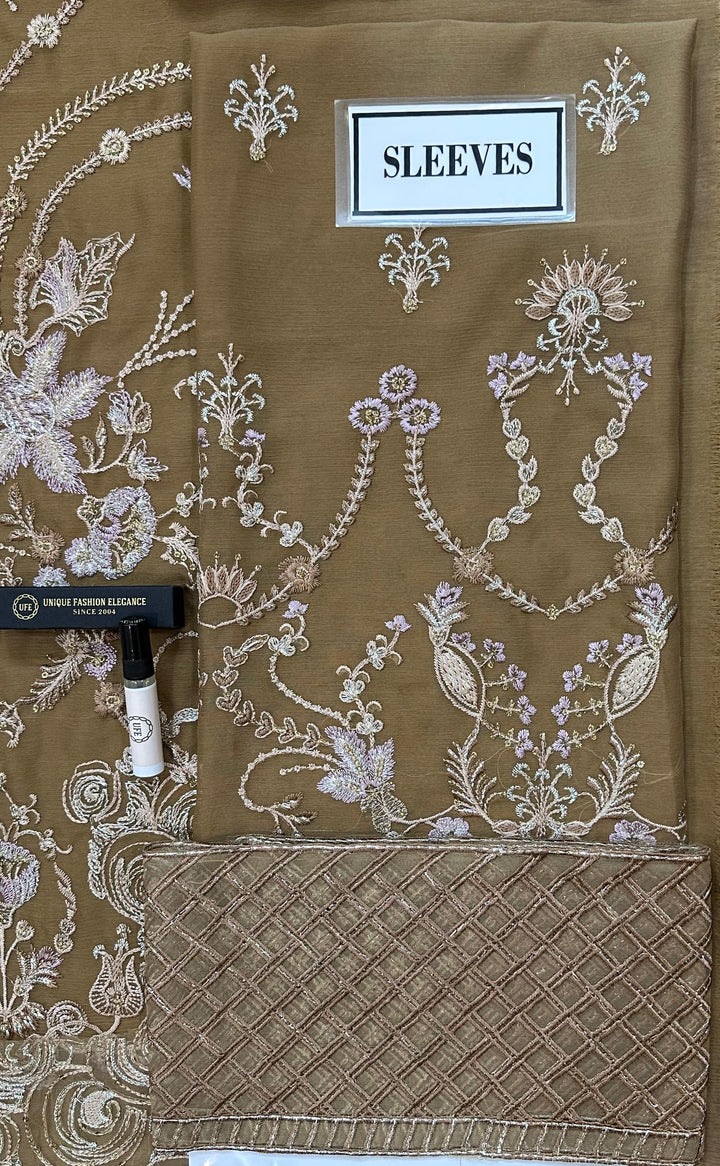 Laavish Chiffon Suit-Aarasta