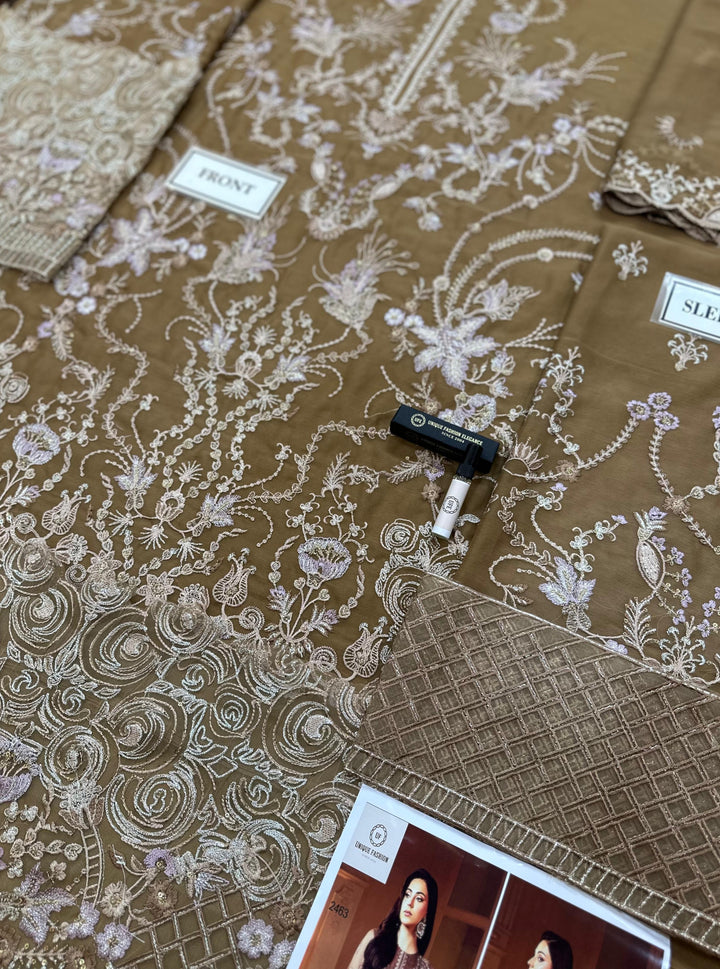 Laavish Chiffon Suit-Aarasta