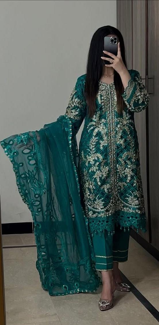 Maria B Organza Suit-Green-Organza-Aarasta