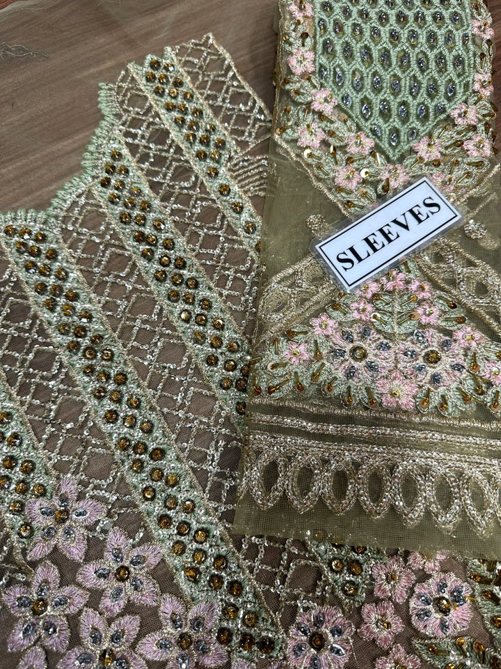 Maryam Hussain Net Suit-Aarasta