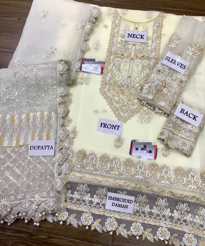 Mushq Organza Suit-Aarasta