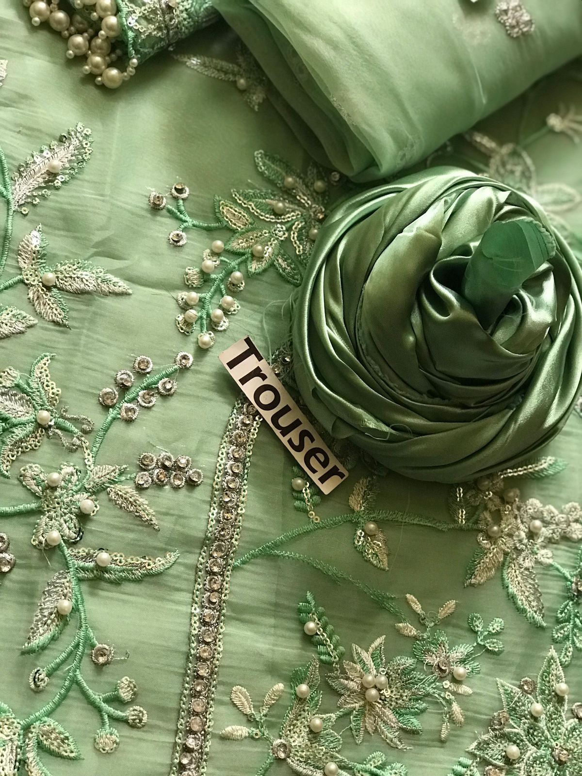 Mushq Organza Suit-Aarasta