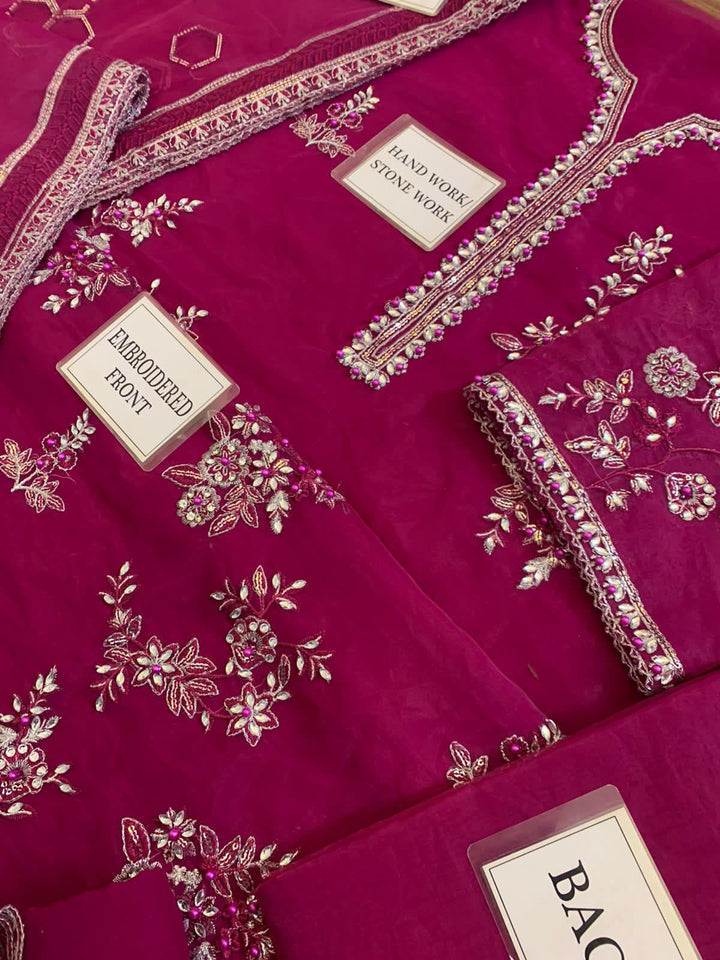 Mushq Organza Suit-Aarasta