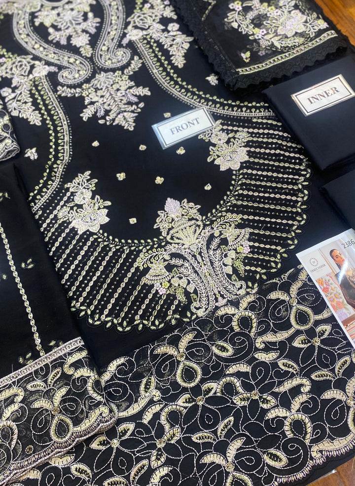 Embroidered Chiffon Suit-Aarasta